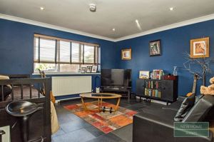 Photo 25- click for photo gallery